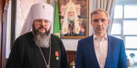 Губернатор Смоленской области поздравил митрополита Исидора с Днем рождения и Днем тезоименитства - Readovka67.Ru