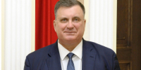 Анатолий Овсянкин поздравил смолян с Днём семьи, любви и верности - SmolDaily.Ru