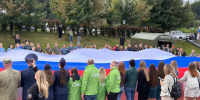 Сбер вместе со смолянами отметил День Государственного флага России - SmolDaily.Ru