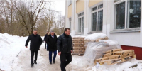 Глава города проверил ход ремонтных работ в детском саду № 51 «Росинка» - Город Смоленск